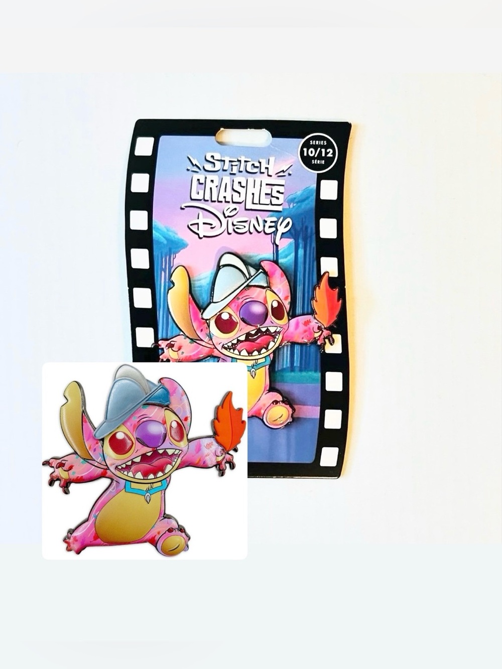 Disney Stitch Crashes Pocahantas Jumbo Pin